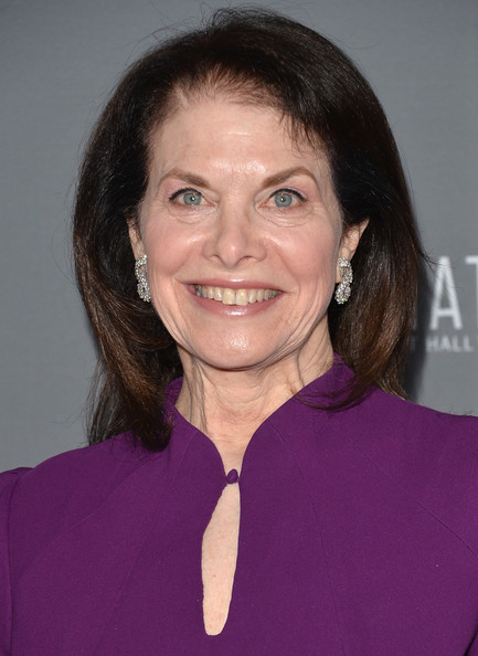  p>雪莉·兰辛,好莱坞历史上第一位领导八大电影集团的女性,一年一度