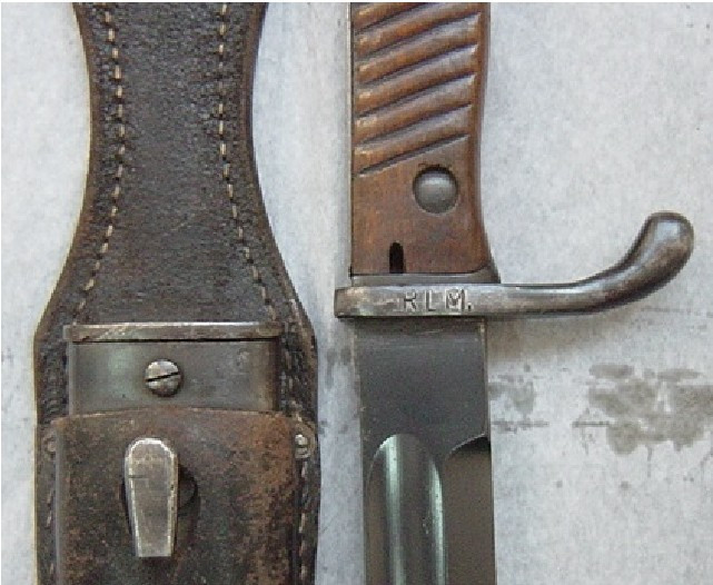  p>刺刀又称枪刺,是装于单兵长管枪械(如步枪, a target="_blank"