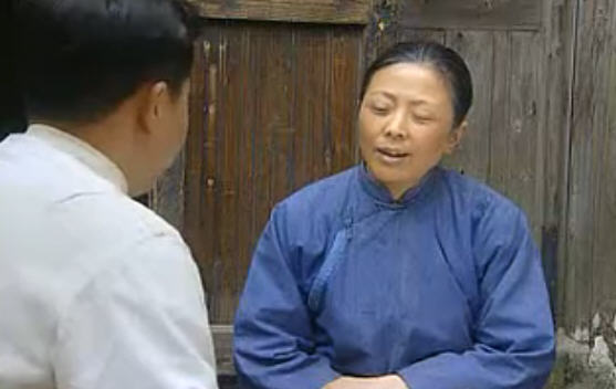  p>电视连续剧《相思成云烟》以半个世纪前江南古镇为背景,讲述一位