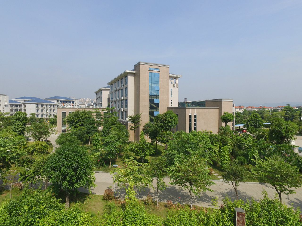 广西梧州高级中学
