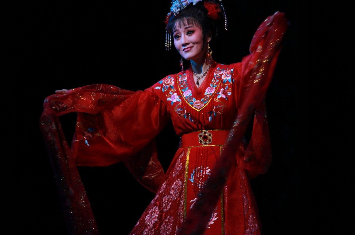  p data-id="gnyxk4nmfy">董鉴鸿,绍兴市柯桥区小百花越剧艺术传习