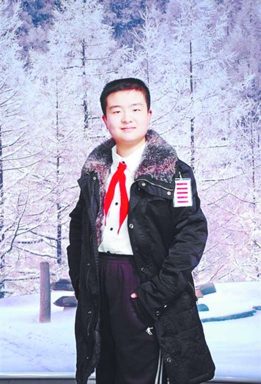  p>黄艺博,曾是武汉市华师一寄宿学校的学生,毕业于武汉市 a href="#"