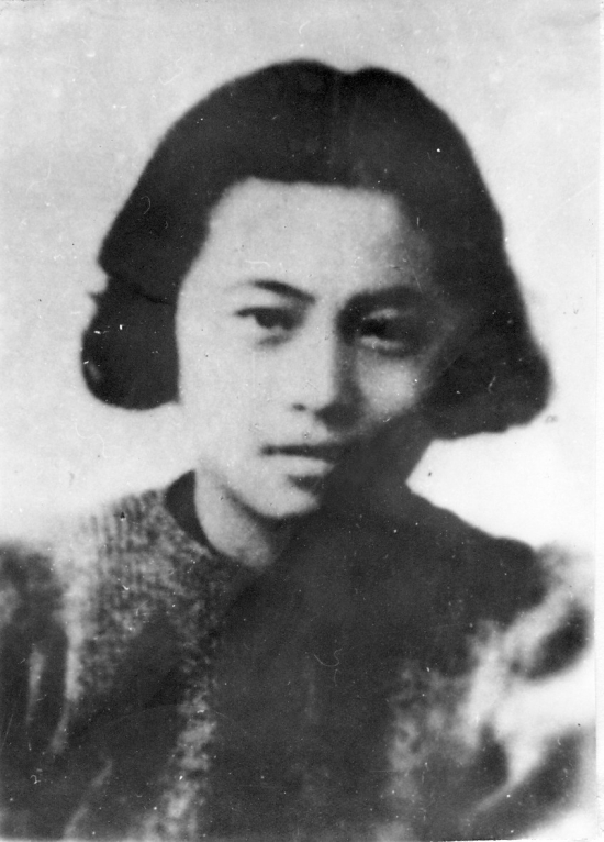  p data-id="gnbsfrgxpn">孙兰英(1927—1948)女,原名施佩英, a