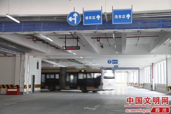  p>金沙车站(金沙公交站,金沙公交枢纽综合体)位于成都市 a target="