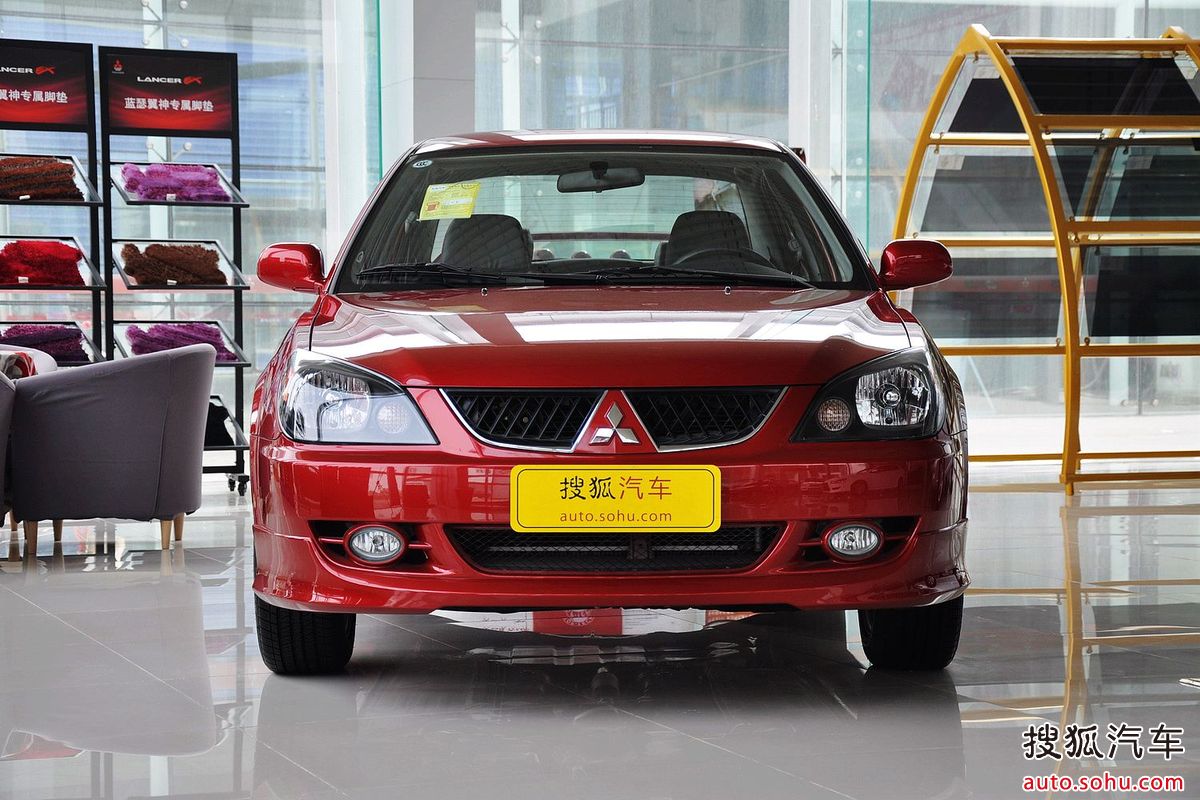  p>三菱蓝瑟是东南汽车推出的三菱车标轿车,属国产车,市场定位在 a