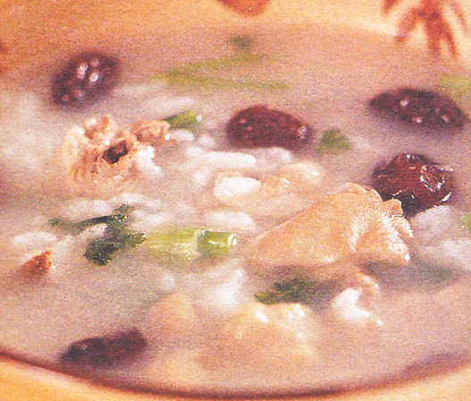红枣葱白鸡肉粥