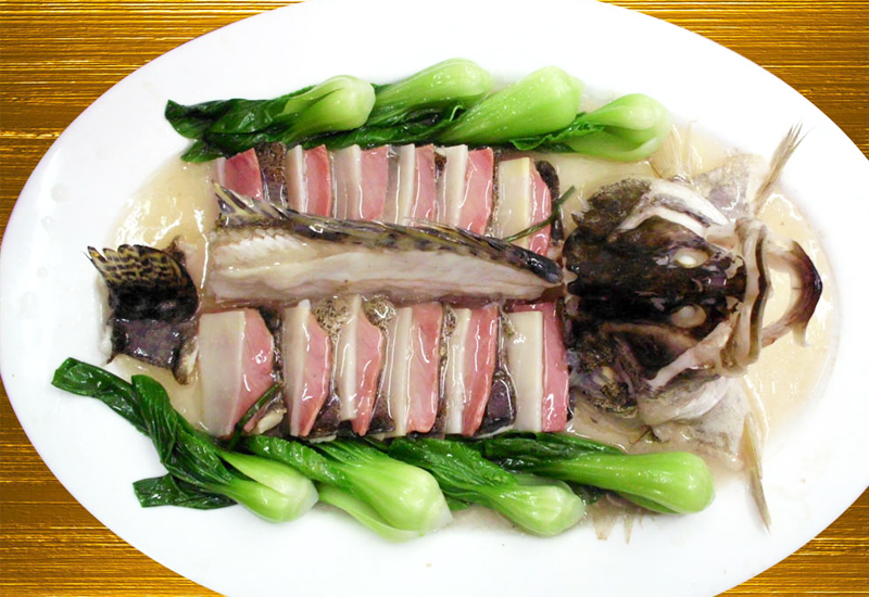 古人以此动物象征祥瑞.此菜因形似麒鳞,故名.