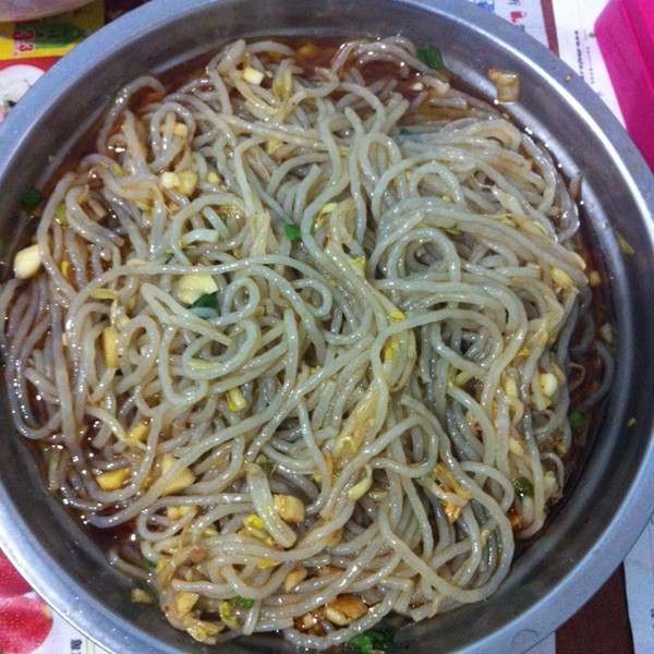 凉拌红薯粉条