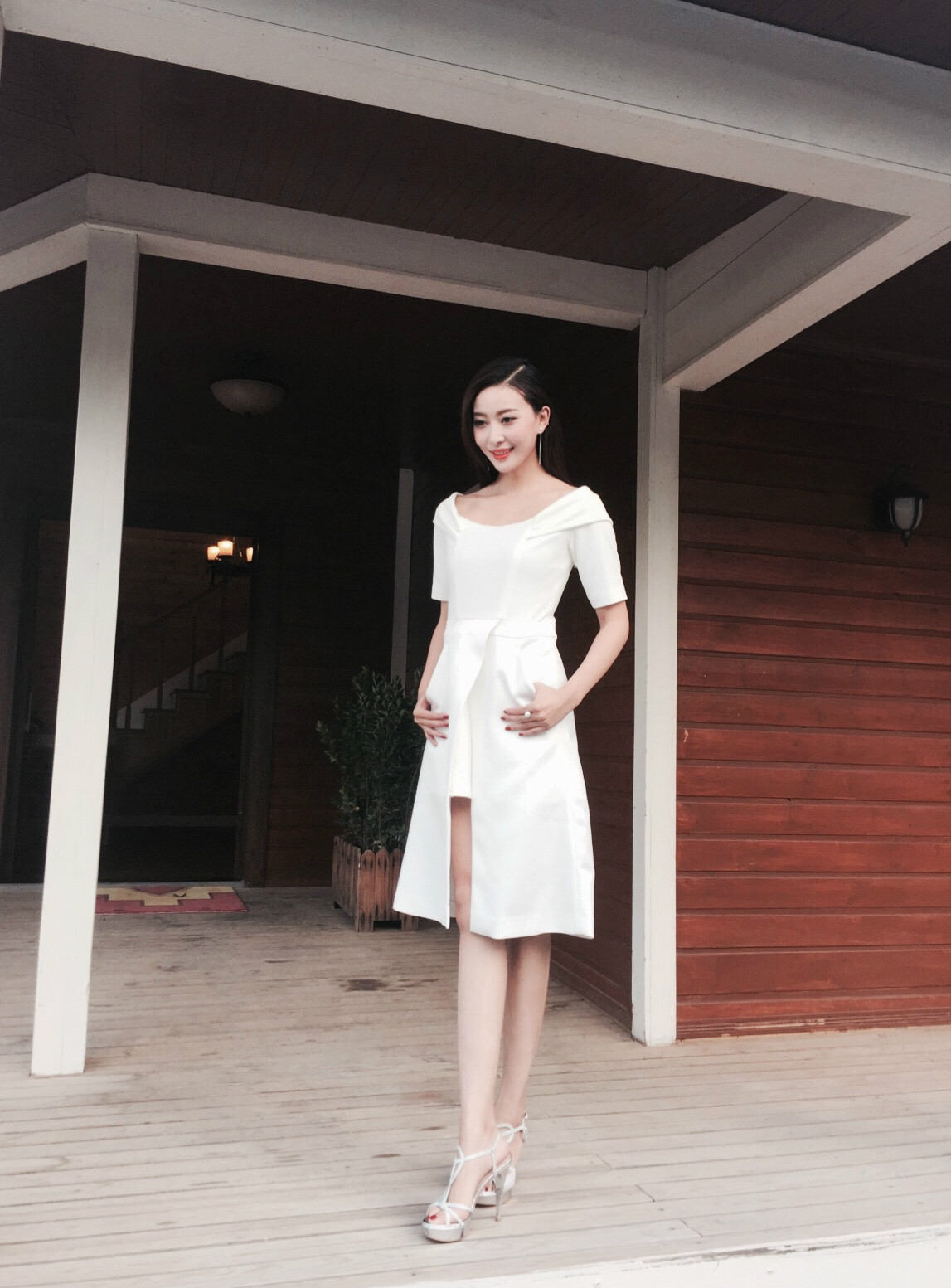 id="gncox2ab87">周知,1985年6月30日出生于辽宁省,中国内地女演员