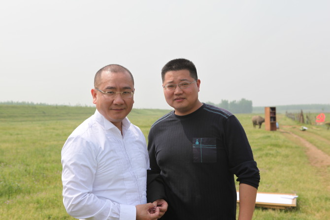 国际影视文化传媒中心创始人,新锐导演,为著名歌手孙悦,田震,黄鹤翔