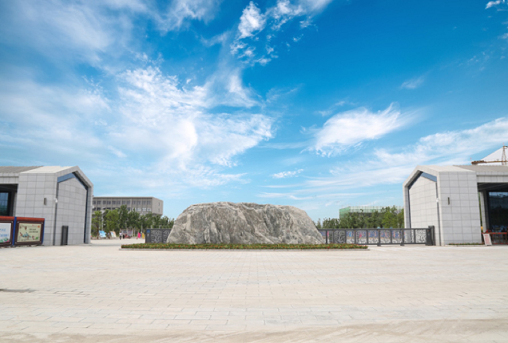  p>漯河食品职业学院(luohe food vocationl college),是国家教育部和