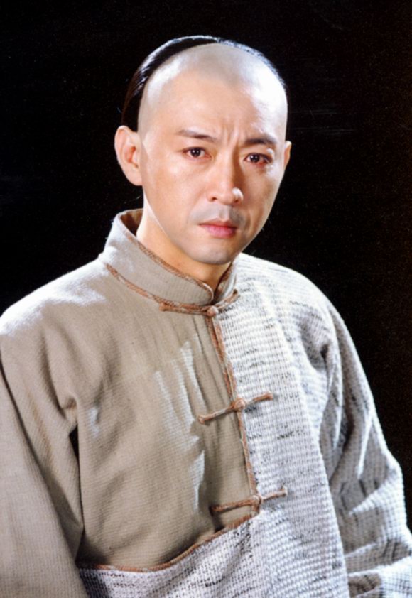 《曹雪芹》是由中央电视台中国电视剧制作