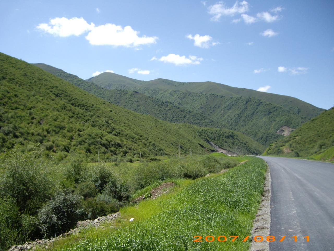 长江黄河分水岭风景区