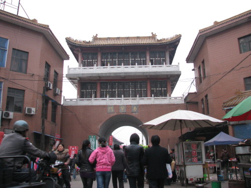  p>南华门是地地名,指蒙城县的南城门. /p>