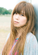绚香（日本女歌手，词曲制作人）_百度百科