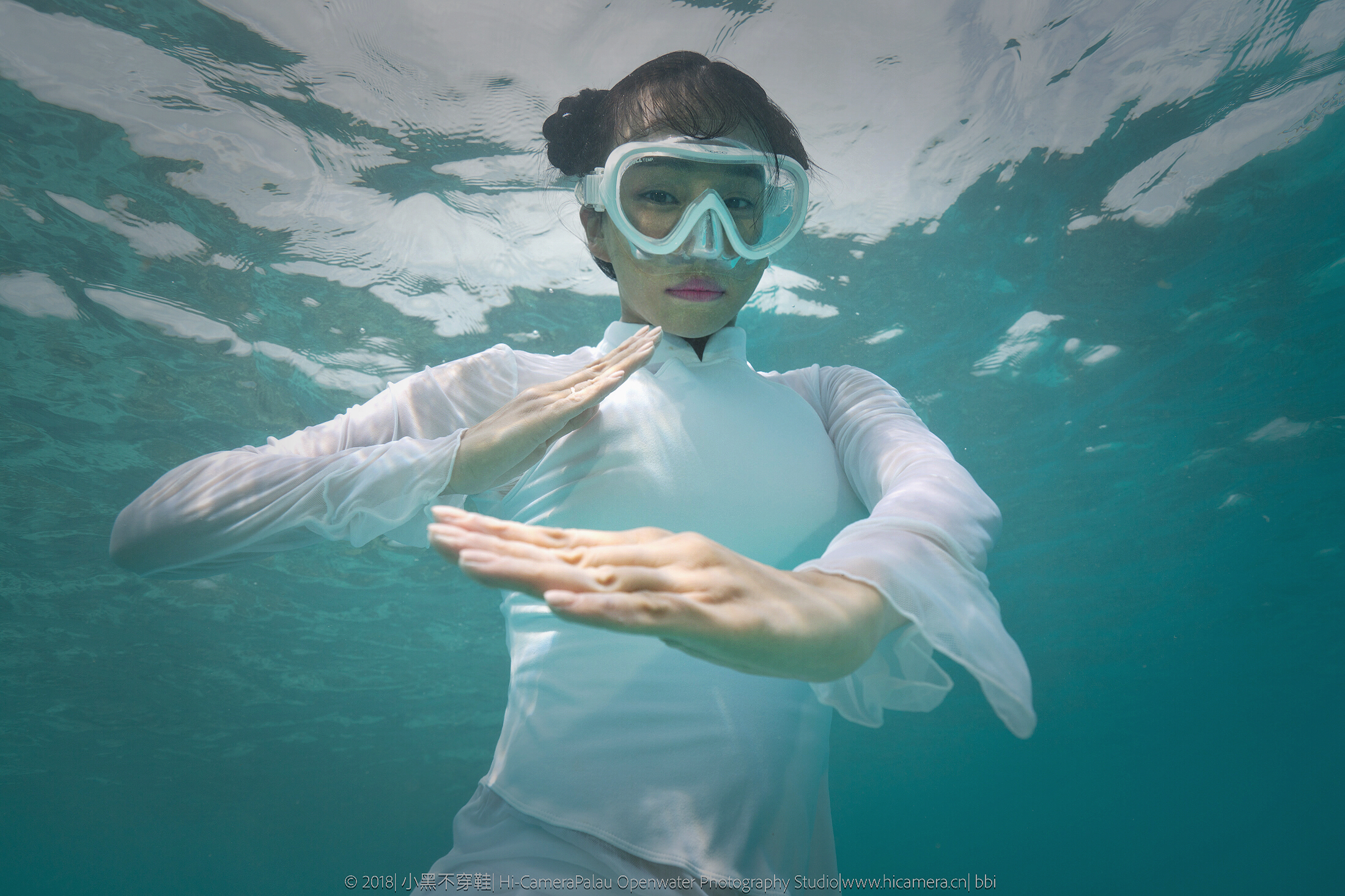  p>母其弥雅 i>(miya) /i>,1987年5月24日出生于云南省楚雄彝族自治州