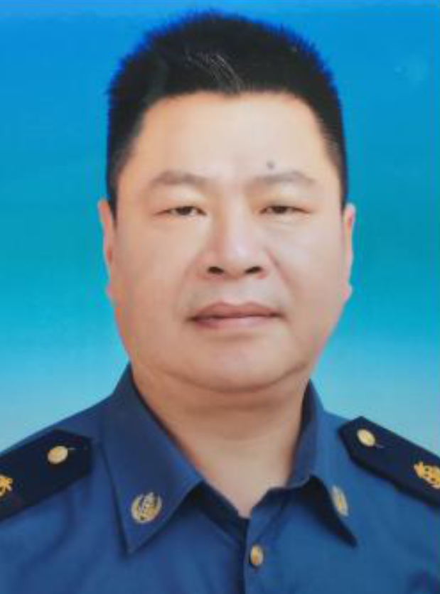 男,汉族,1969年10月生,浙江省温岭市松门镇人