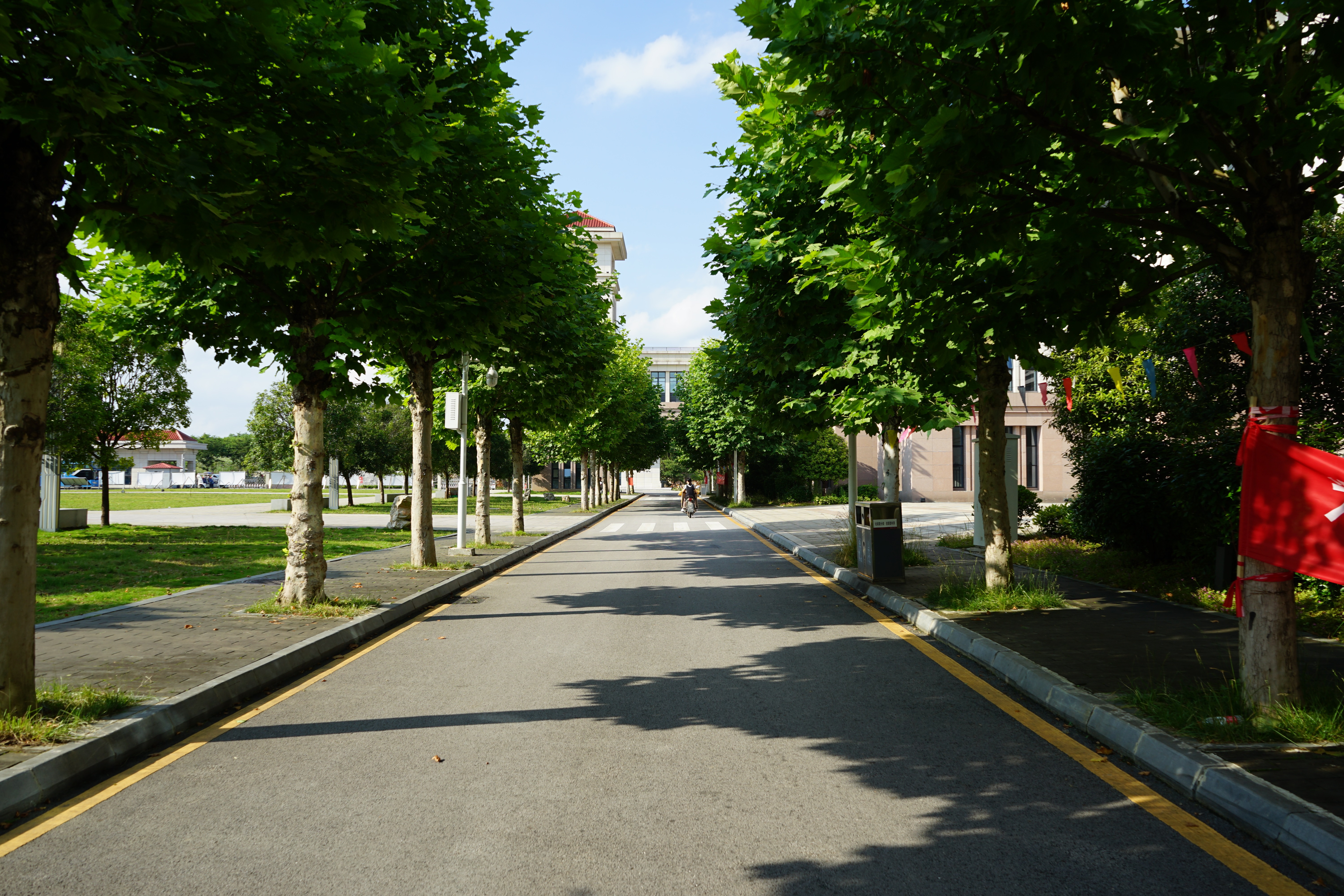 贵州电子科技学院