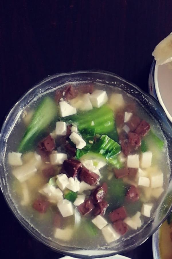 鸭血豆腐蛋花汤