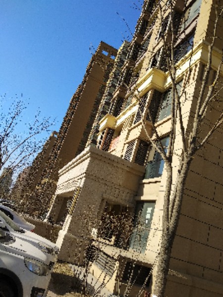  p>富力新城花香盛景位于廊坊市香河香河,共计房屋1700户. /p>