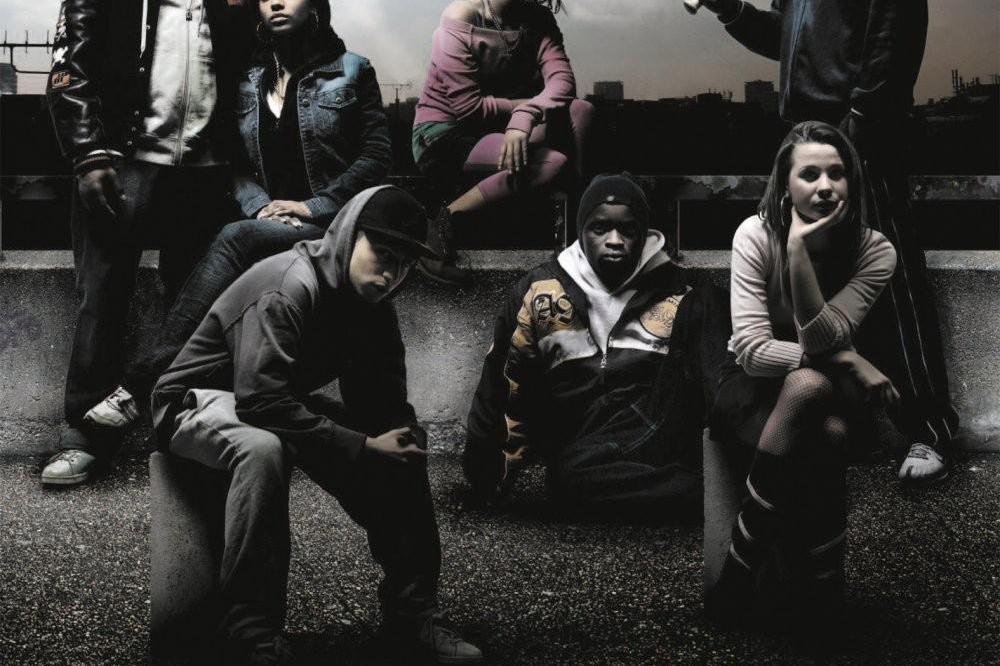 3ch">《年少轻狂》是menhaj huda执导的犯罪片,阿梅尔·艾米恩和red