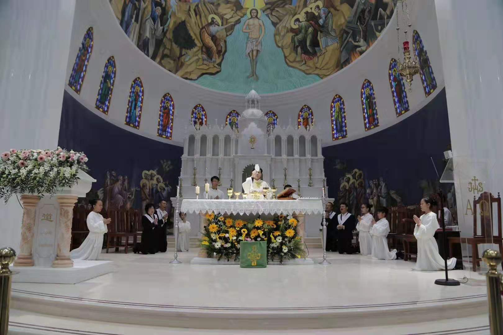  p>天主教深圳 a href="#" data-lemmaid="3289586">圣安多尼堂 /a>( 