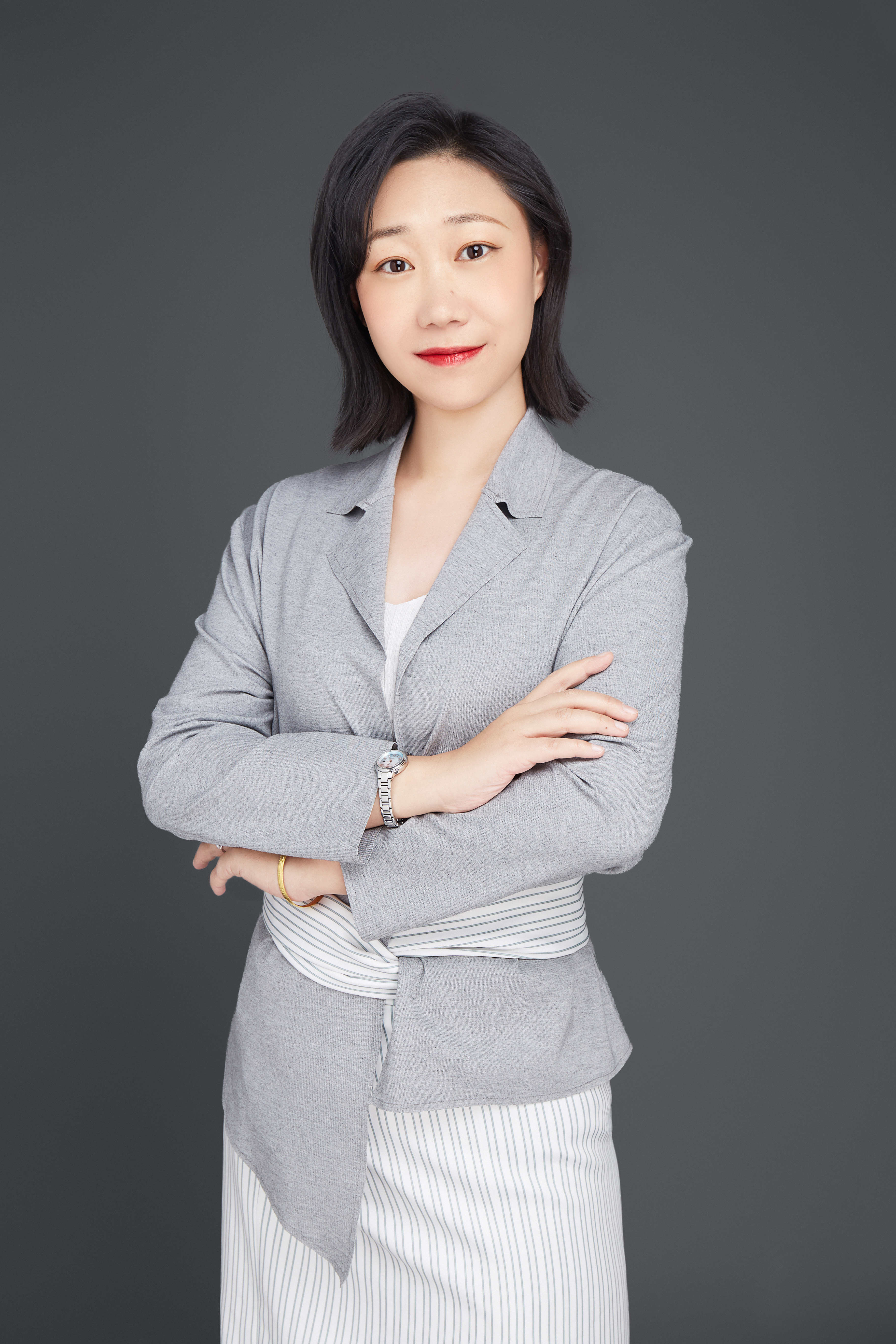  p>潘嵩,专职律师,现执业于北京盈科(沈阳)律师事务所 ,执业证号