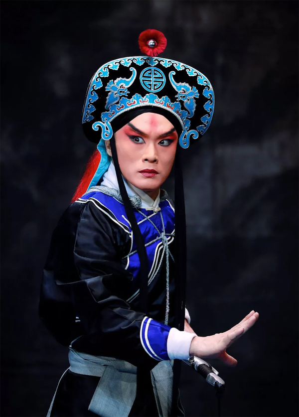  p data-id="gnx2kj0h51">黄齐峰,男,天津京剧院,国家一级演员,天津市