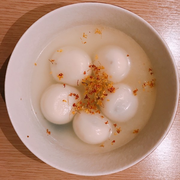 桂花芝麻汤圆