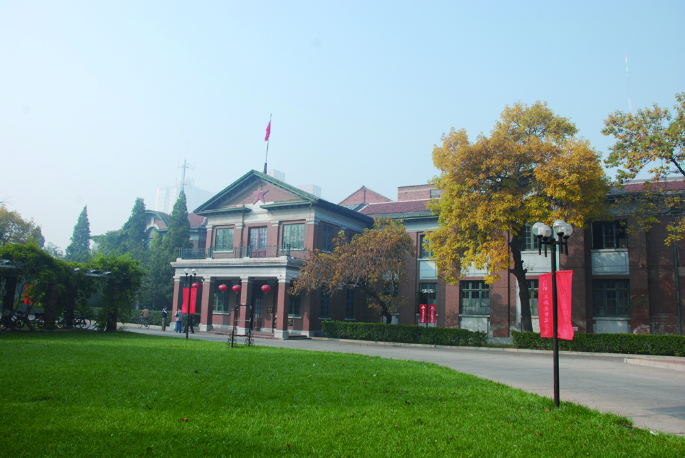 英国乡谊俱乐部主楼旧址