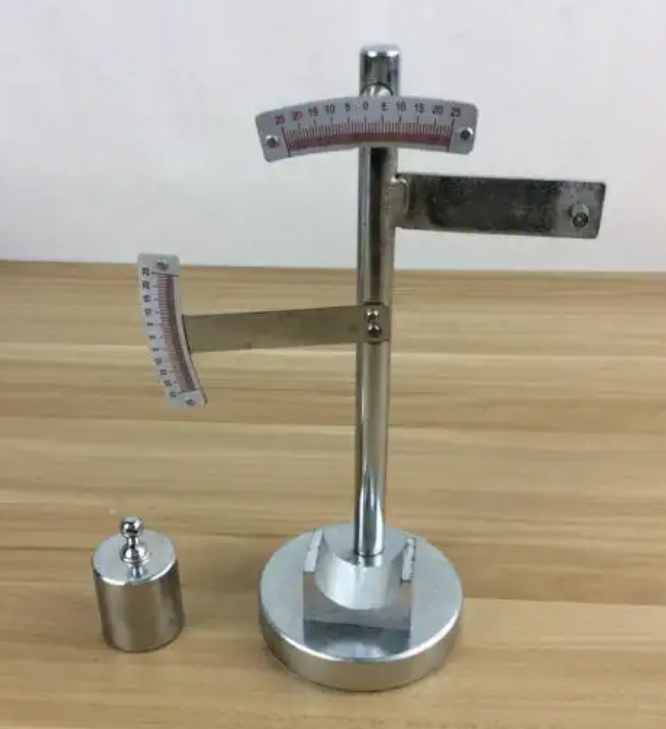 也称为 b>水泥雷氏夹 /b>,是标准法进行水泥安定性试验的必备试验器具