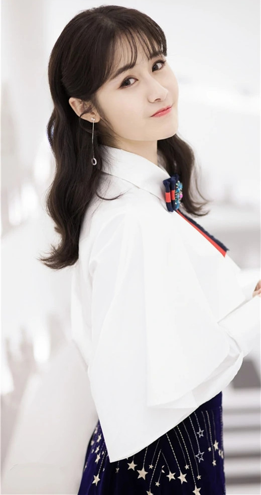 梁田（中国内地女主持人、演员）_百度百科