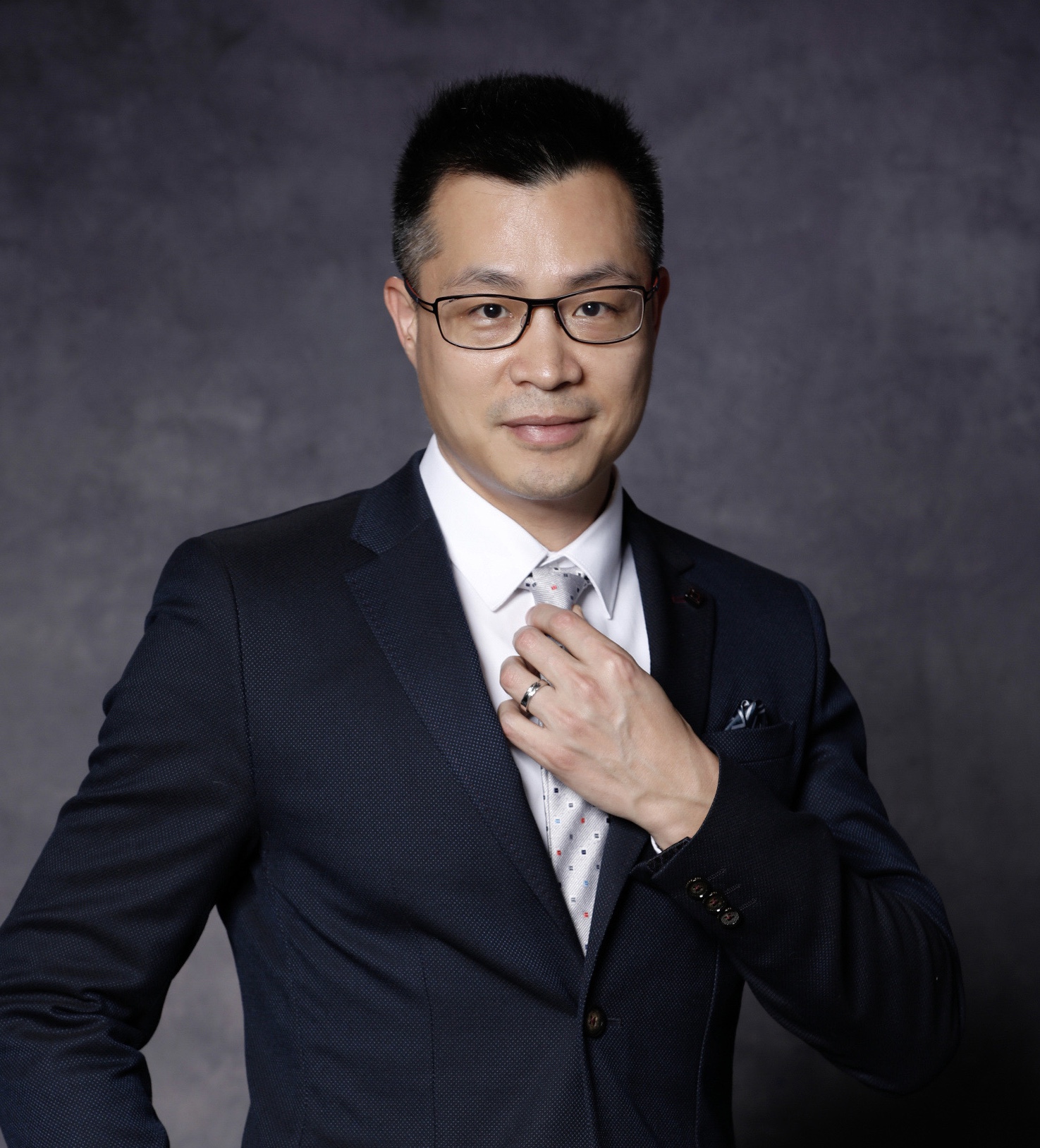  p>王岳华,著名投资人, a target="_blank" href="/item/德丰杰龙脉