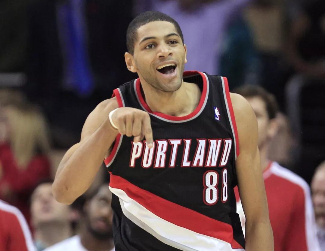  p>尼古拉斯·巴图姆(nicolas batum),1988年12月14日出生于 a target