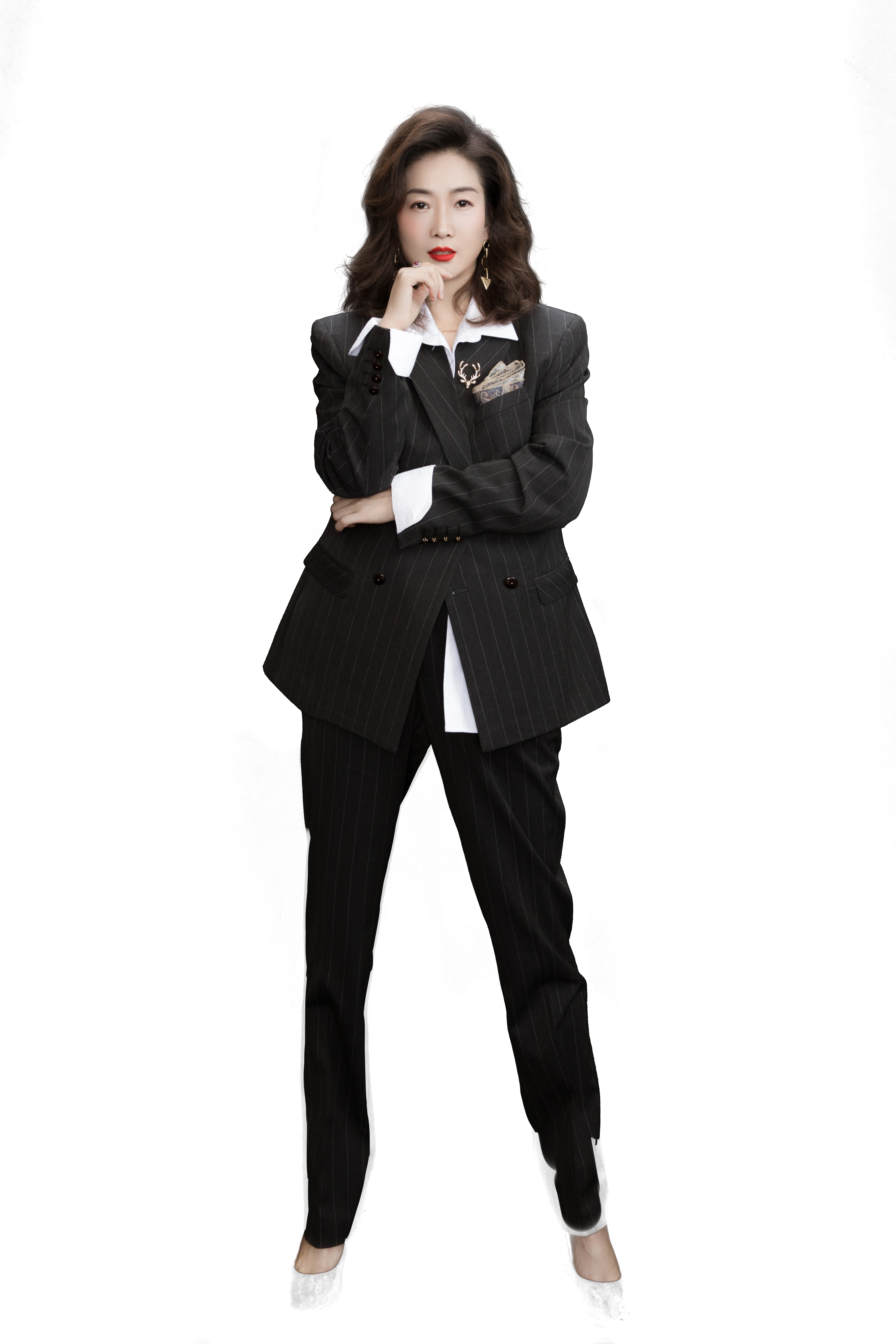 sup data-ctrid="2e8jwuq6sij">1 /sup>,女,巨星汀奢有限公司总裁 sup