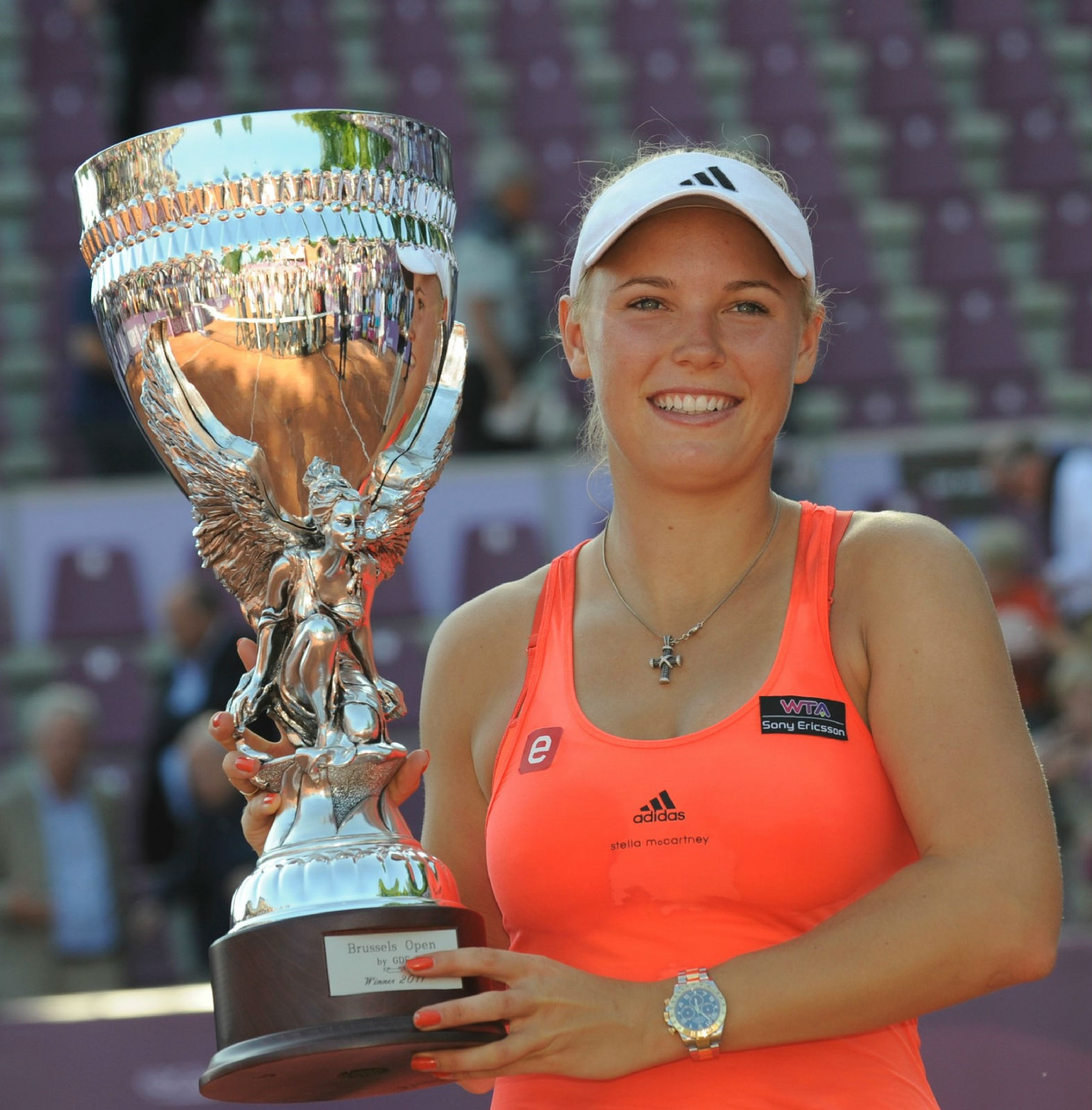  p>卡洛琳·沃兹尼亚奇(caroline wozniacki),1990年7月11日出生于