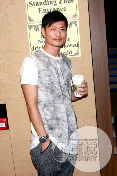 年4月30日出生于中国 a target="_blank" href="/item/香港/128775"