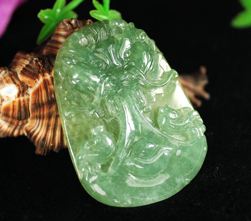  p>冰种翡翠是一种 a href="#" data-lemmaid="5573">翡翠 /a>, a