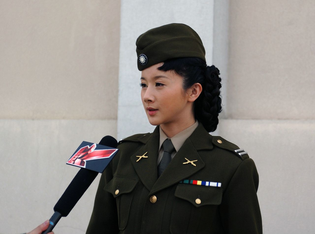  p data-id="gnwkmyybvg">公开身份是宪兵团机要秘书,保密局特务, a