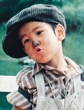  p>汤珈铖,1983年 a target="_blank" href="/item/出生/71515" data