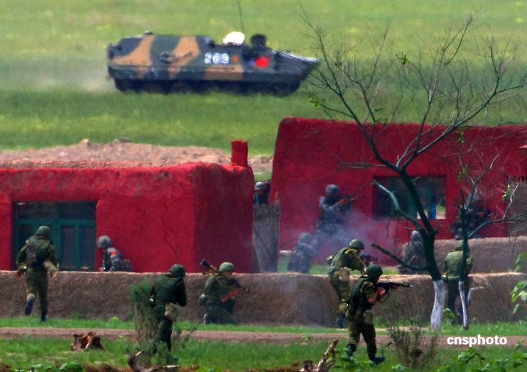  p data-id="gnwzjzqe27">和平使命联合军演是上海合作组织的联合军事