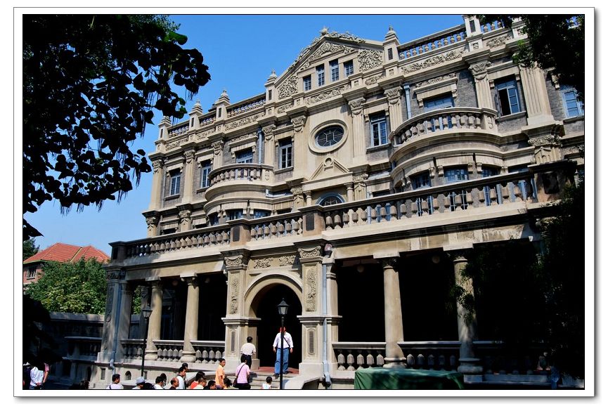 commander zhangs mansion),又称"大帅府"或"少帅府",位于 a target=