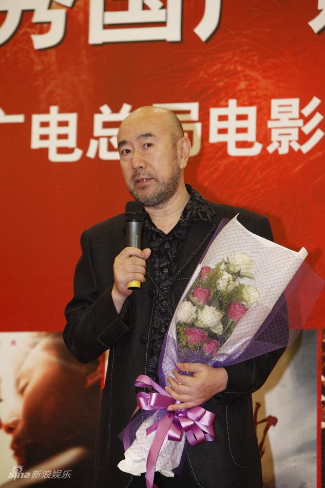  p>周晓文,1954年11月30日出生于北京市,中国内地导演,编剧,摄影师