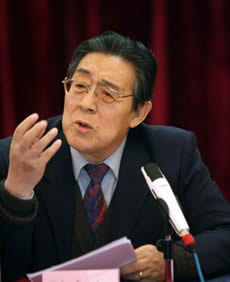 男,汉族,1937年12月生,河北阳原人.