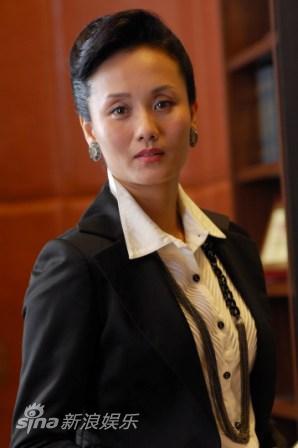  p>李颖,1966年4月15日出生于上海市,中国内地女演员.