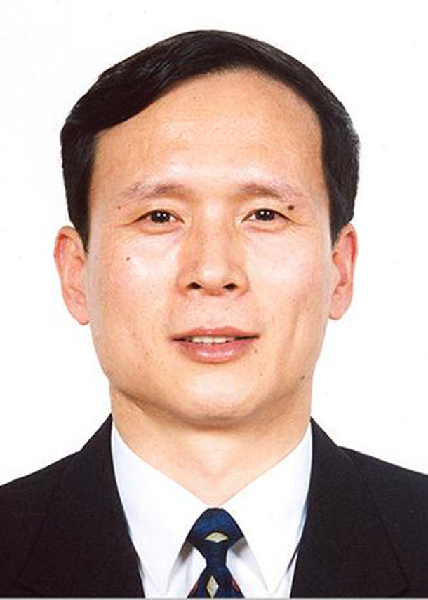 中共党员,1963年1月出生于 a href="#">辽宁 /a> a href="#">海城 /a>