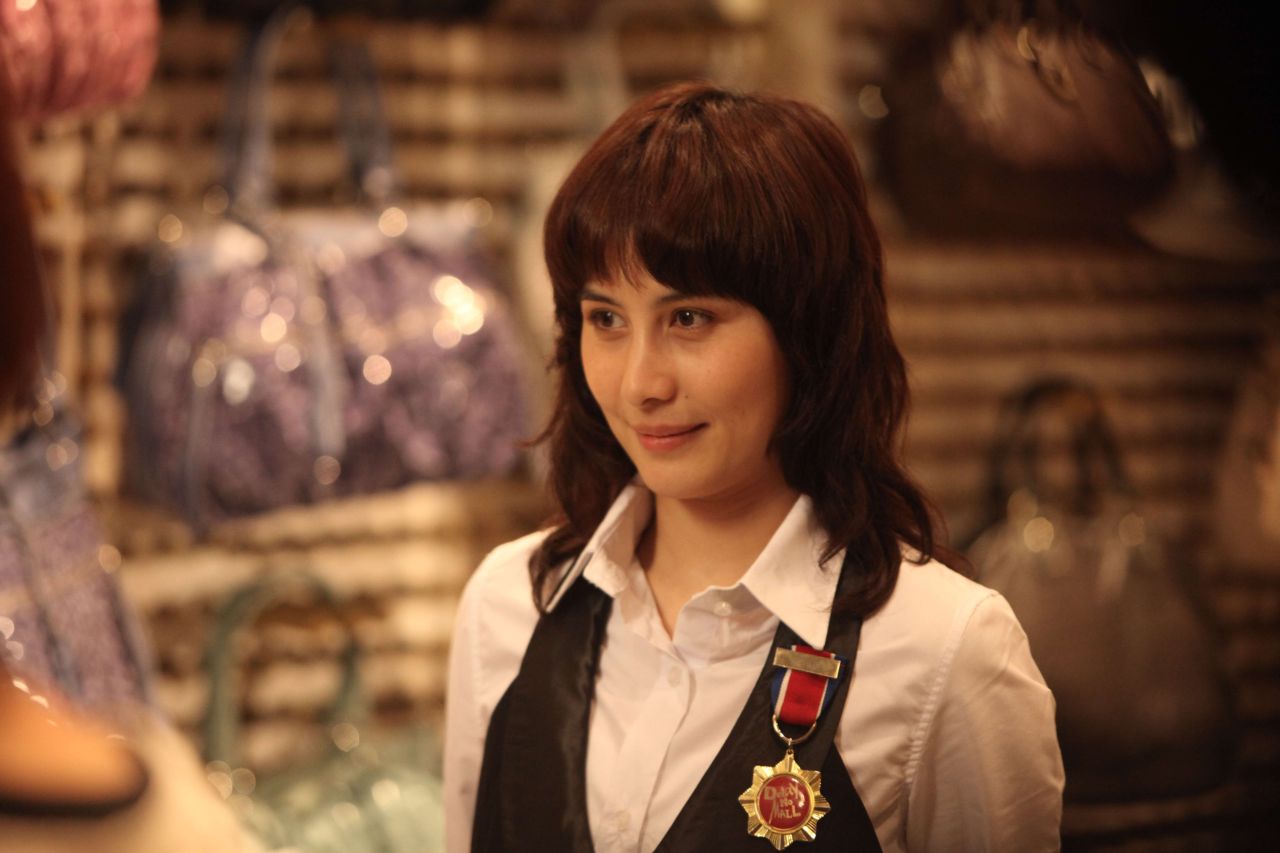 由身兼投资者和演员的 a href="#" data-lemmaid="9800871">何超仪 /a