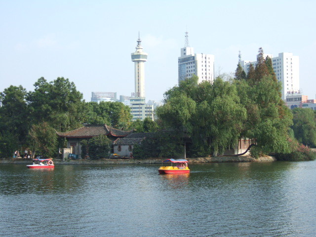 八一公园 位于 a target="_blank" href="/item/南昌市">南昌市 /a>区