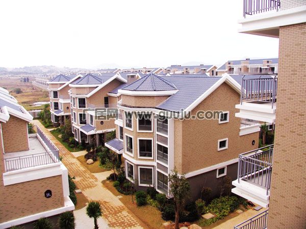  p>中联福南花园项目位于福清龙田镇,占地38.