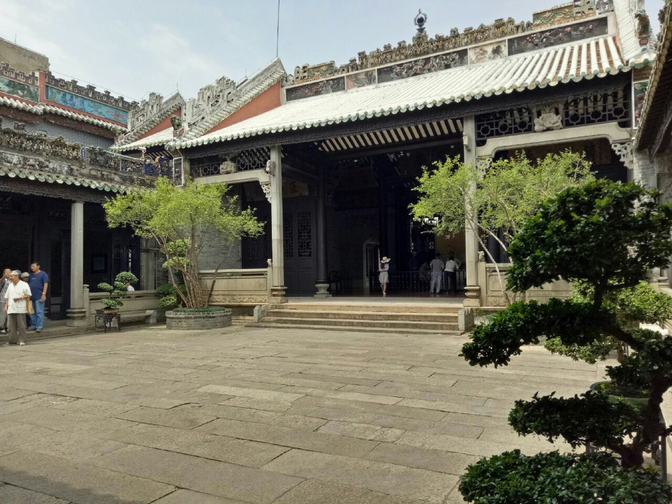 moor3a">粤东会馆位于 a target="_blank" href="/item/百色/553560"